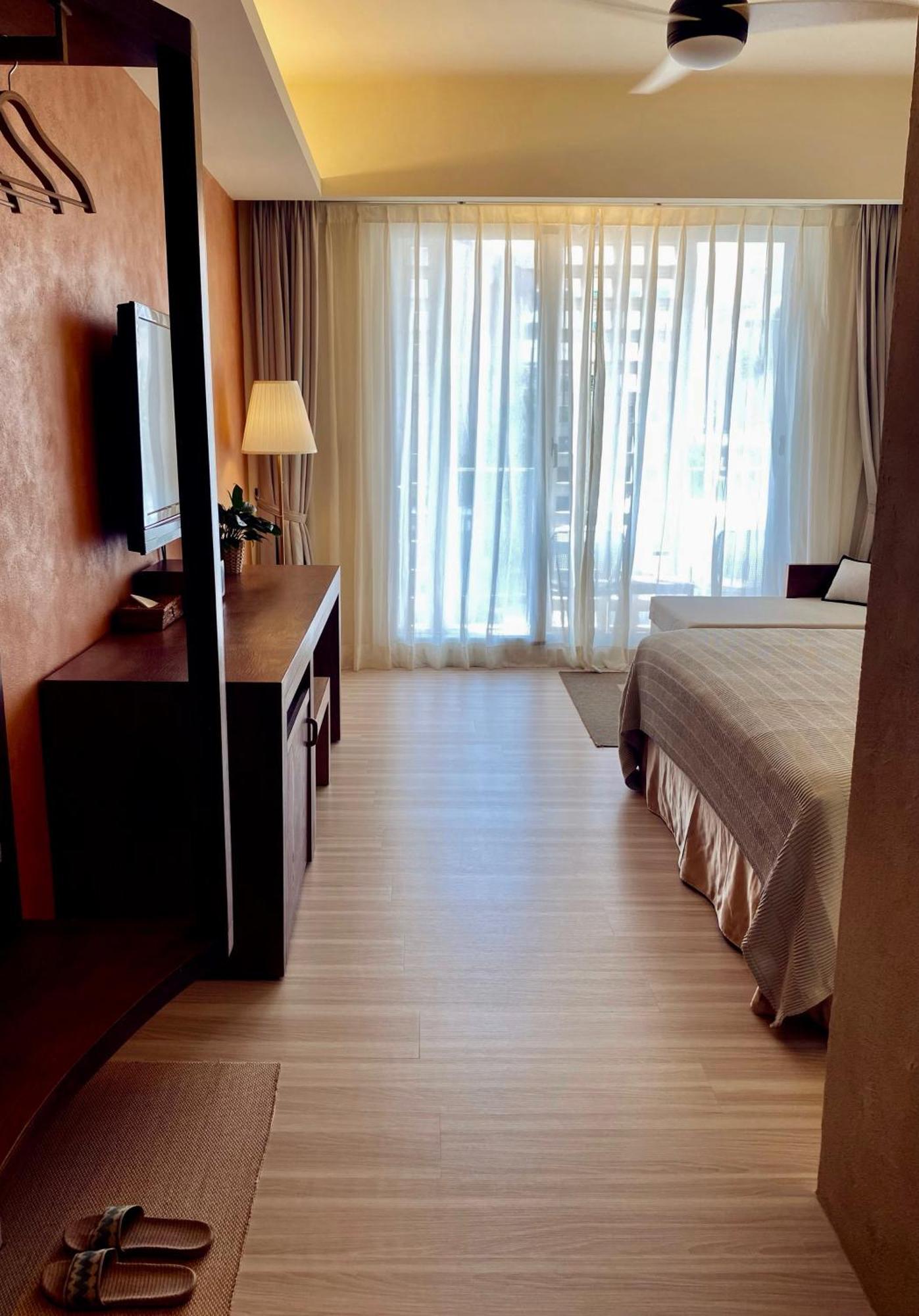 The Deer Head Inn Kenting Room photo